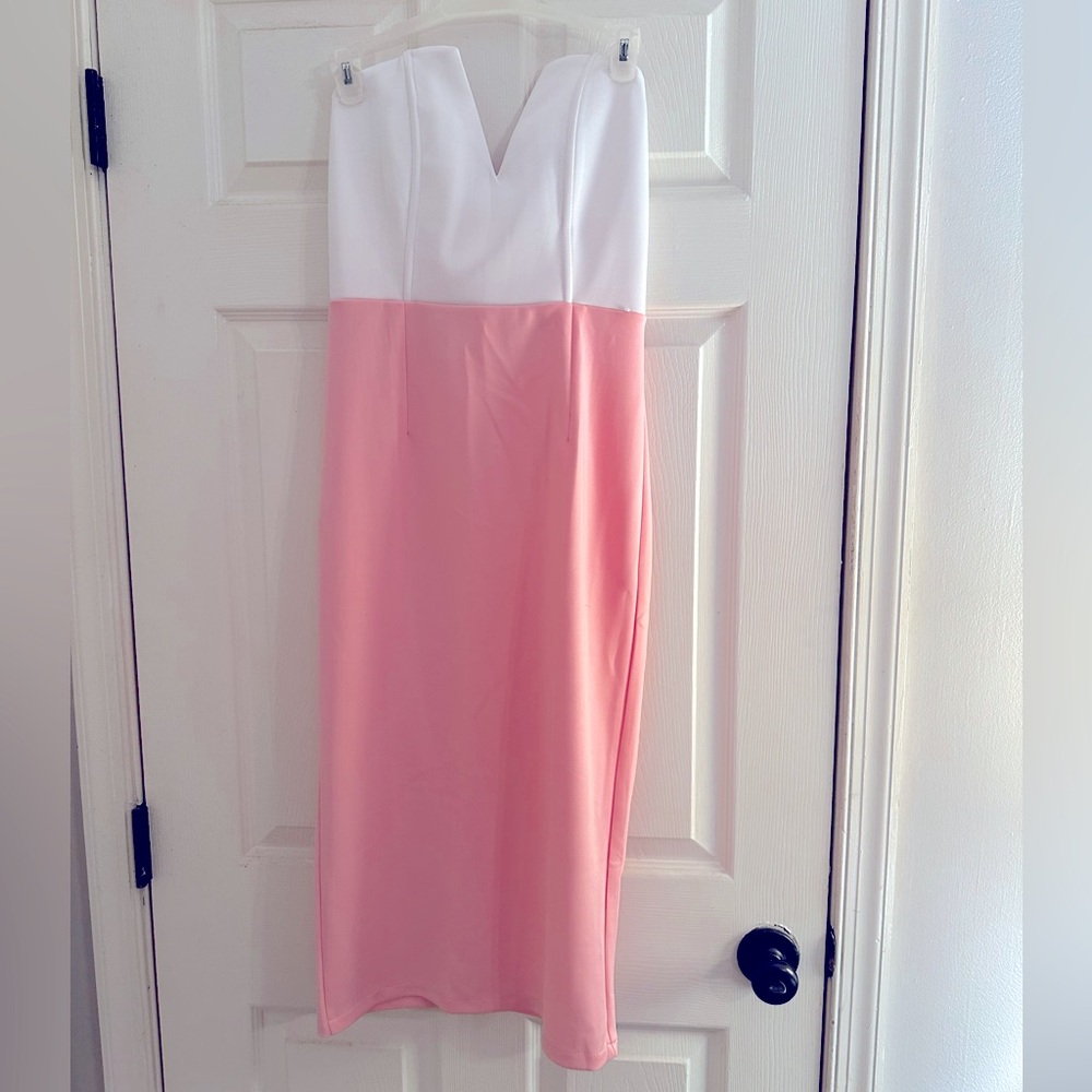 Unworn beautiful strapless dress